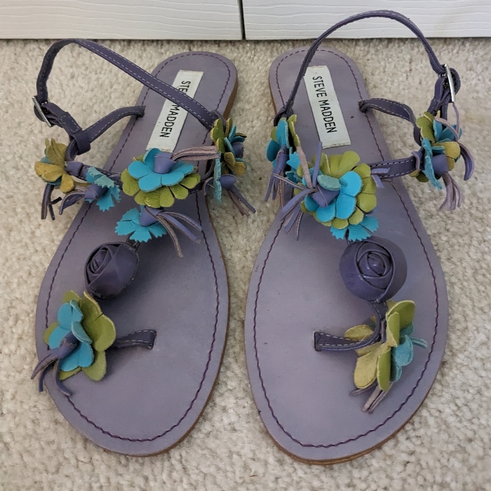 Steve Madden Purple Flower Sandals, 6